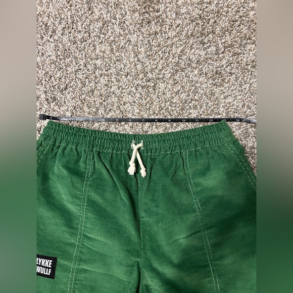 Lykke Wullf leisure short in grass corduroy RARE - Picture 11 of 14